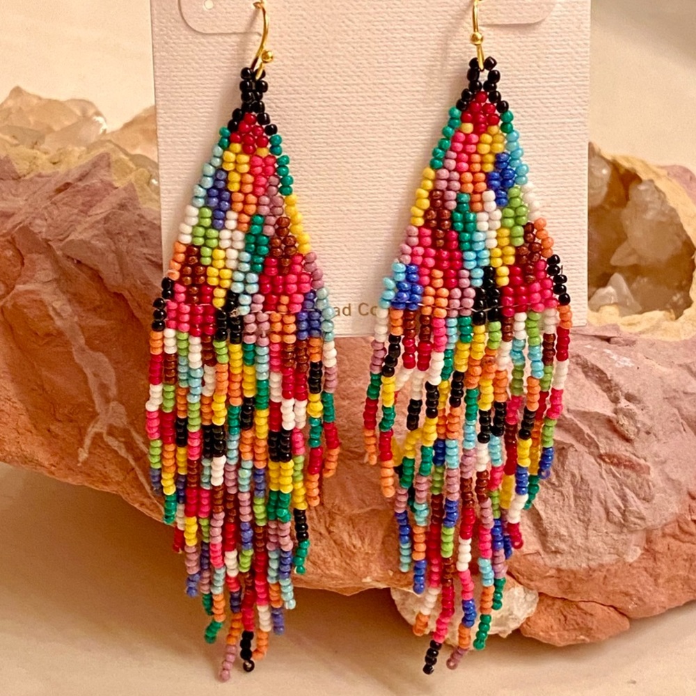 NWT Neiman Marcus/Panacea Rainbow Fringe Chandeliers - Picture 12 of 13